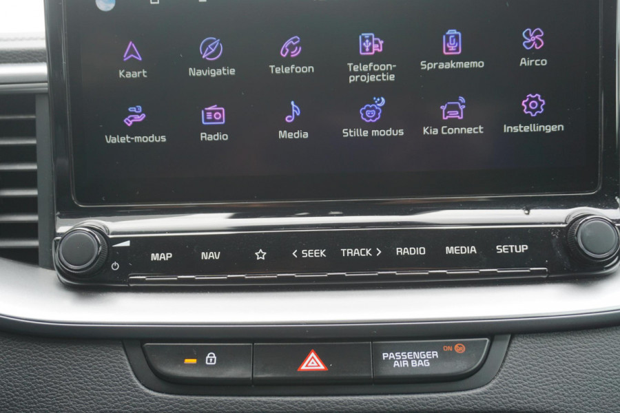 Kia Ceed 1.0 T-GDi 120PK DynamicLine/Geen Importauto/ All-Seasonbanden. Kia Ceed 1.0 T-GDi 120PK DynamicLine/Geen Importauto/ All-Seasonbanden.