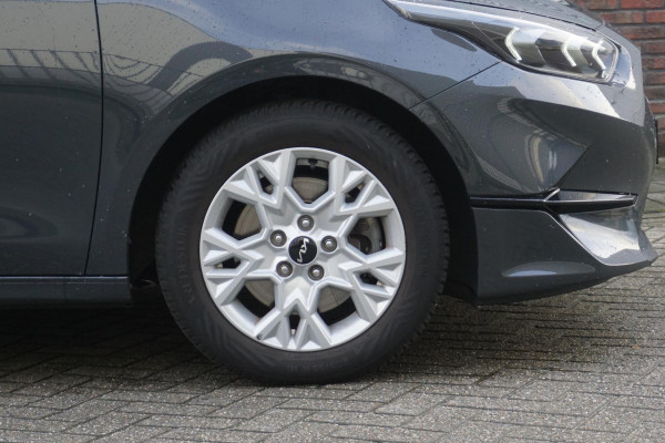 Kia Ceed 1.0 T-GDi 120PK DynamicLine/Geen Importauto/ All-Seasonbanden. Kia Ceed 1.0 T-GDi 120PK DynamicLine/Geen Importauto/ All-Seasonbanden.