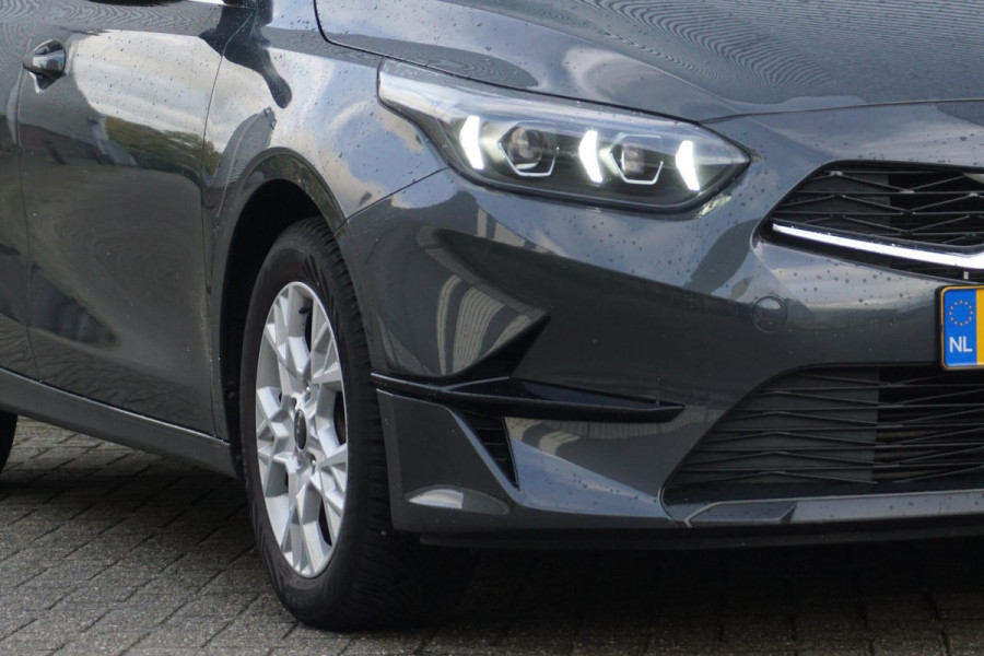 Kia Ceed 1.0 T-GDi 120PK DynamicLine/Geen Importauto/ All-Seasonbanden. Kia Ceed 1.0 T-GDi 120PK DynamicLine/Geen Importauto/ All-Seasonbanden.