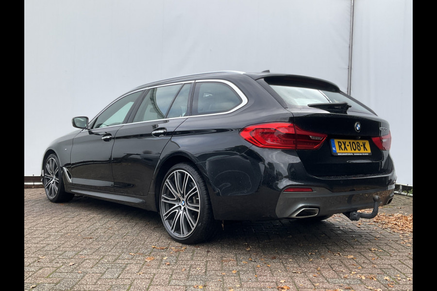 BMW 5 Serie 530D M-sport 6-Cilinder Pano Trekhaak HUD 360cam Standkachel Sfeerverl NL-Auto VOL! BMW 5 Serie 530D M-sport 6-Cilinder Pano Trekhaak HUD 360cam Standkachel Sfeerverl NL-Auto VOL!