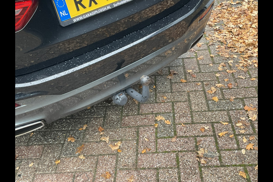 BMW 5 Serie 530D M-sport 6-Cilinder Pano Trekhaak HUD 360cam Standkachel Sfeerverl NL-Auto VOL! BMW 5 Serie 530D M-sport 6-Cilinder Pano Trekhaak HUD 360cam Standkachel Sfeerverl NL-Auto VOL!