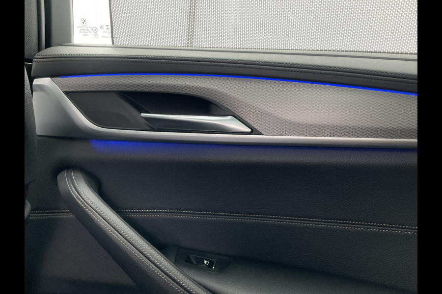 BMW 5 Serie 530D M-sport 6-Cilinder Pano Trekhaak HUD 360cam Standkachel Sfeerverl NL-Auto VOL! BMW 5 Serie 530D M-sport 6-Cilinder Pano Trekhaak HUD 360cam Standkachel Sfeerverl NL-Auto VOL!