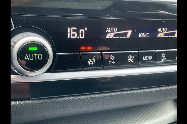 BMW 5 Serie 530D M-sport 6-Cilinder Pano Trekhaak HUD 360cam Standkachel Sfeerverl NL-Auto VOL! BMW 5 Serie 530D M-sport 6-Cilinder Pano Trekhaak HUD 360cam Standkachel Sfeerverl NL-Auto VOL!