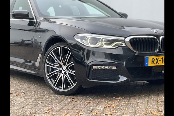 BMW 5 Serie 530D M-sport 6-Cilinder Pano Trekhaak HUD 360cam Standkachel Sfeerverl NL-Auto VOL! BMW 5 Serie 530D M-sport 6-Cilinder Pano Trekhaak HUD 360cam Standkachel Sfeerverl NL-Auto VOL!