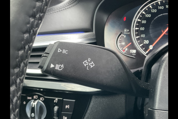 BMW 5 Serie 530D M-sport 6-Cilinder Pano Trekhaak HUD 360cam Standkachel Sfeerverl NL-Auto VOL! BMW 5 Serie 530D M-sport 6-Cilinder Pano Trekhaak HUD 360cam Standkachel Sfeerverl NL-Auto VOL!