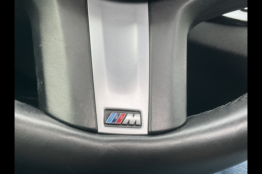 BMW 5 Serie 530D M-sport 6-Cilinder Pano Trekhaak HUD 360cam Standkachel Sfeerverl NL-Auto VOL! BMW 5 Serie 530D M-sport 6-Cilinder Pano Trekhaak HUD 360cam Standkachel Sfeerverl NL-Auto VOL!
