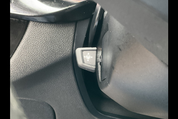 BMW 5 Serie 530D M-sport 6-Cilinder Pano Trekhaak HUD 360cam Standkachel Sfeerverl NL-Auto VOL! BMW 5 Serie 530D M-sport 6-Cilinder Pano Trekhaak HUD 360cam Standkachel Sfeerverl NL-Auto VOL!