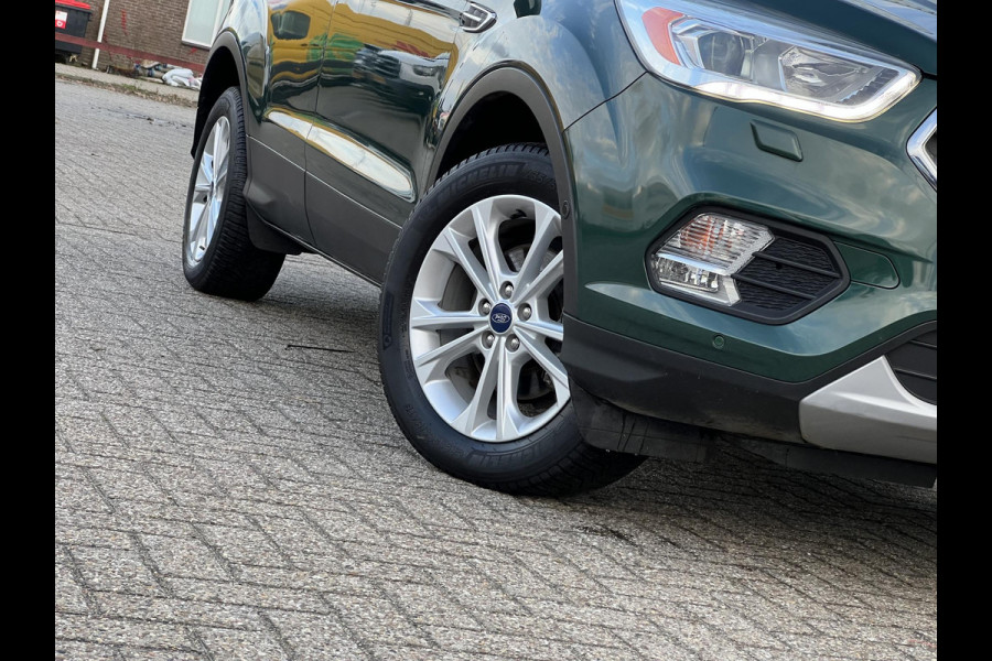 Ford Kuga 1.5 EcoBoost Titanium 150pk | Trekhaak | 2.000kg trekgewicht | Winterpack