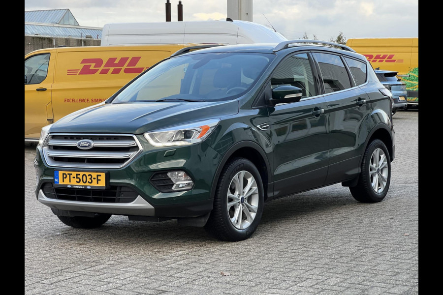Ford Kuga 1.5 EcoBoost Titanium 150pk | Trekhaak | 2.000kg trekgewicht | Winterpack