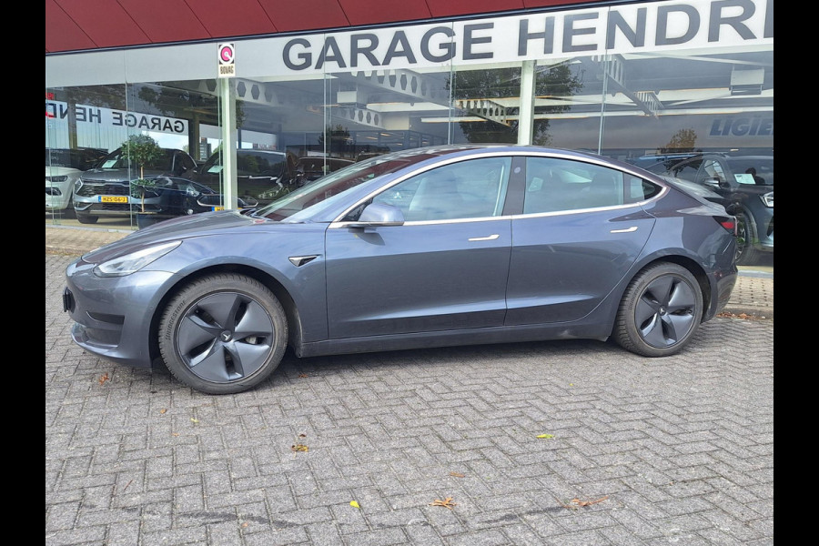 Tesla Model 3 Standard RWD Plus 60 kWh | SOH 85% | Trekhaak | Autopilot | occasion