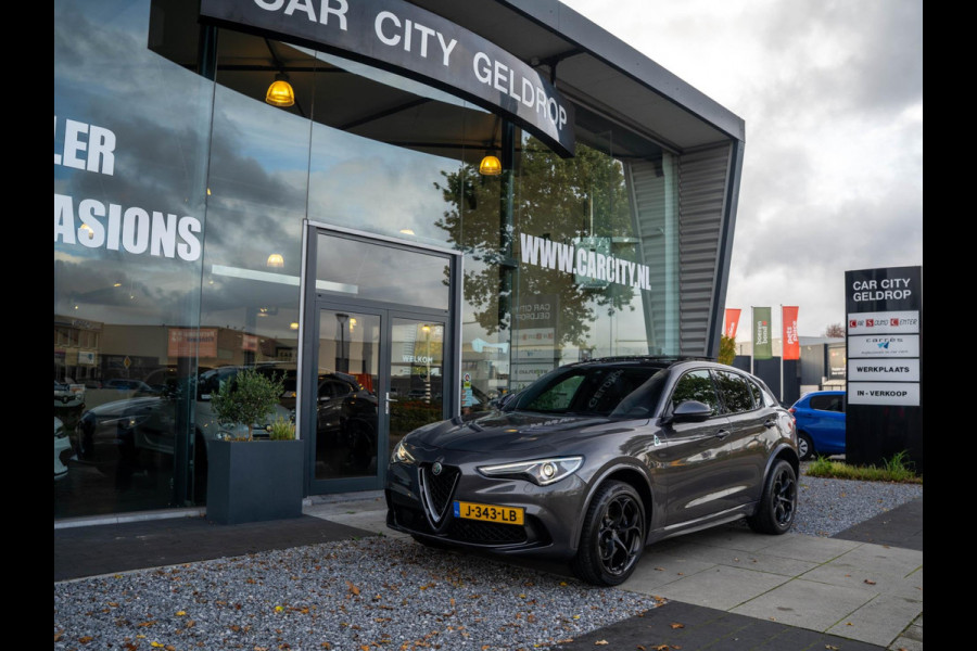 Alfa Romeo Stelvio 2.9 V6 AWD Quadrifoglio 510PK / Pano / Carbon / H&K / Memory Alfa Romeo Stelvio 2.9 V6 AWD Quadrifoglio 510PK / Pano / Carbon / H&K / Memory