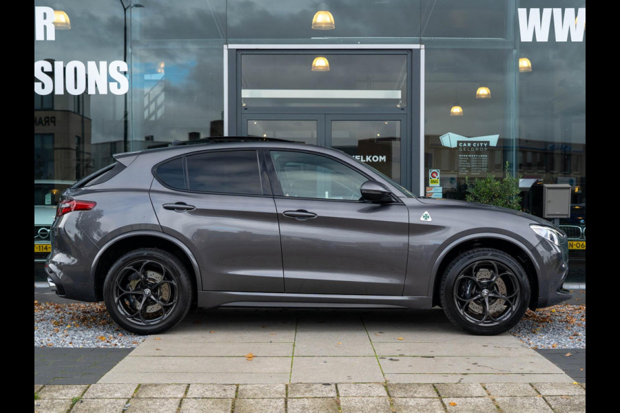 Alfa Romeo Stelvio 2.9 V6 AWD Quadrifoglio 510PK / Pano / Carbon / H&K / Memory Alfa Romeo Stelvio 2.9 V6 AWD Quadrifoglio 510PK / Pano / Carbon / H&K / Memory