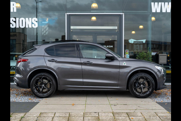 Alfa Romeo Stelvio 2.9 V6 AWD Quadrifoglio 510PK / Pano / Carbon / H&K / Memory Alfa Romeo Stelvio 2.9 V6 AWD Quadrifoglio 510PK / Pano / Carbon / H&K / Memory