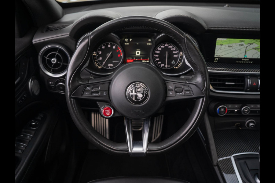 Alfa Romeo Stelvio 2.9 V6 AWD Quadrifoglio 510PK / Pano / Carbon / H&K / Memory Alfa Romeo Stelvio 2.9 V6 AWD Quadrifoglio 510PK / Pano / Carbon / H&K / Memory