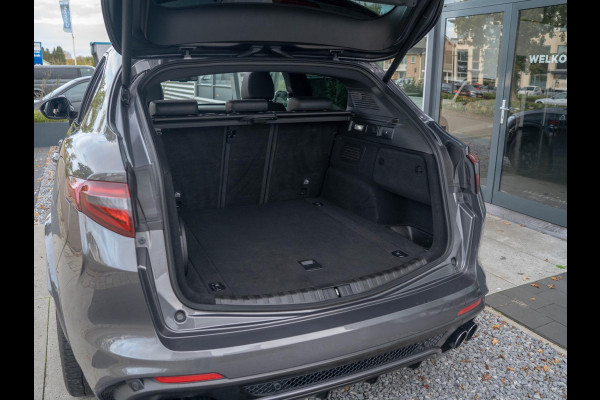 Alfa Romeo Stelvio 2.9 V6 AWD Quadrifoglio 510PK / Pano / Carbon / H&K / Memory Alfa Romeo Stelvio 2.9 V6 AWD Quadrifoglio 510PK / Pano / Carbon / H&K / Memory