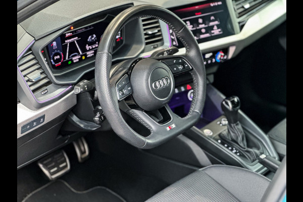 Audi A1 Sportback 40 TFSI 3x S-Line Keyless|B&o Sound|Sfeerlicht|Edition|200PK Audi A1 Sportback 40 TFSI 3x S-Line Keyless|B&o Sound|Sfeerlicht|Edition|200PK