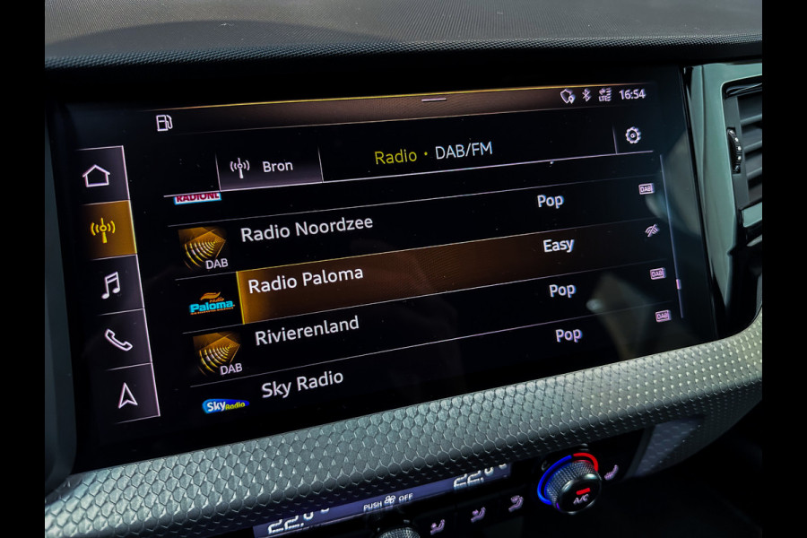 Audi A1 Sportback 40 TFSI 3x S-Line Keyless|B&o Sound|Sfeerlicht|Edition|200PK Audi A1 Sportback 40 TFSI 3x S-Line Keyless|B&o Sound|Sfeerlicht|Edition|200PK