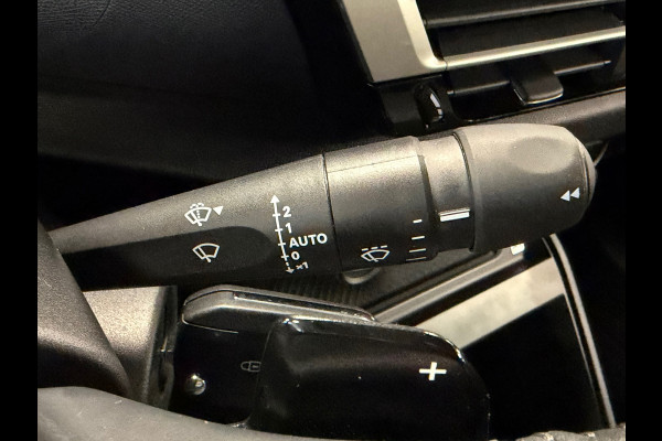 Citroën C4 1.2 PureTech YOU Exclusive AUTOMAAT LANE ASSIST CRUISE CONTROL APPPLE CARPLAY Citroën C4 1.2 PureTech YOU Exclusive AUTOMAAT LANE ASSIST CRUISE CONTROL APPPLE CARPLAY