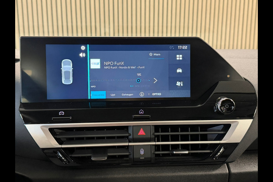Citroën C4 1.2 PureTech YOU Exclusive AUTOMAAT LANE ASSIST CRUISE CONTROL APPPLE CARPLAY Citroën C4 1.2 PureTech YOU Exclusive AUTOMAAT LANE ASSIST CRUISE CONTROL APPPLE CARPLAY