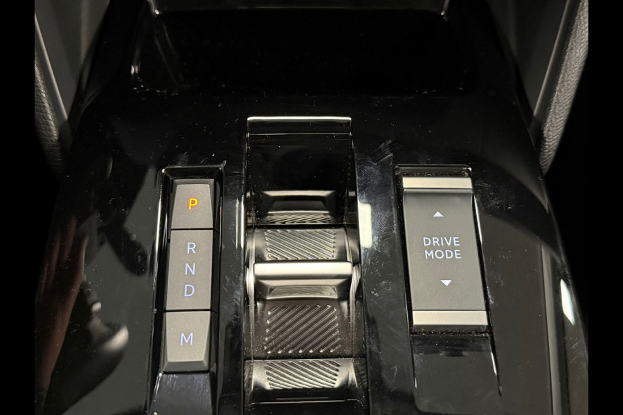 Citroën C4 1.2 PureTech YOU Exclusive AUTOMAAT LANE ASSIST CRUISE CONTROL APPPLE CARPLAY Citroën C4 1.2 PureTech YOU Exclusive AUTOMAAT LANE ASSIST CRUISE CONTROL APPPLE CARPLAY