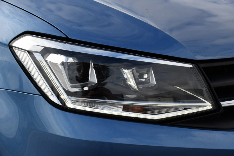 Volkswagen Caddy 2.0 TDI L1H1 Highline 70 years Edition Adaptieve Cruise, LED, 150pk, Carplay, Navi, Leder, Trekhaak, Automaat, Uniek!