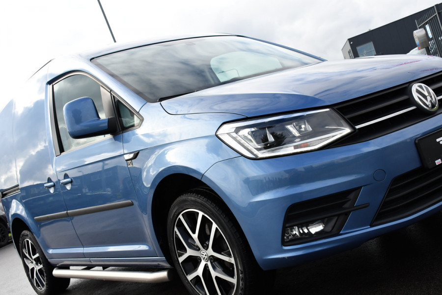 Volkswagen Caddy 2.0 TDI L1H1 Highline 70 years Edition Adaptieve Cruise, LED, 150pk, Carplay, Navi, Leder, Trekhaak, Automaat, Uniek!