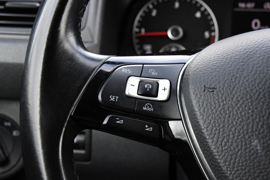 Volkswagen Caddy 2.0 TDI L1H1 Highline 70 years Edition Adaptieve Cruise, LED, 150pk, Carplay, Navi, Leder, Trekhaak, Automaat, Uniek!