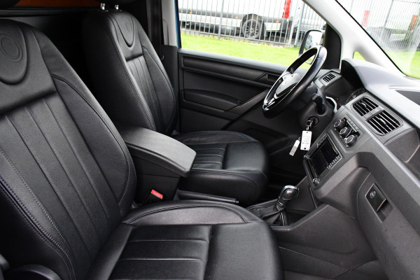 Volkswagen Caddy 2.0 TDI L1H1 Highline 70 years Edition Adaptieve Cruise, LED, 150pk, Carplay, Navi, Leder, Trekhaak, Automaat, Uniek!