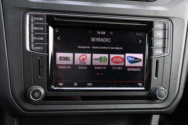 Volkswagen Caddy 2.0 TDI L1H1 Highline 70 years Edition Adaptieve Cruise, LED, 150pk, Carplay, Navi, Leder, Trekhaak, Automaat, Uniek!