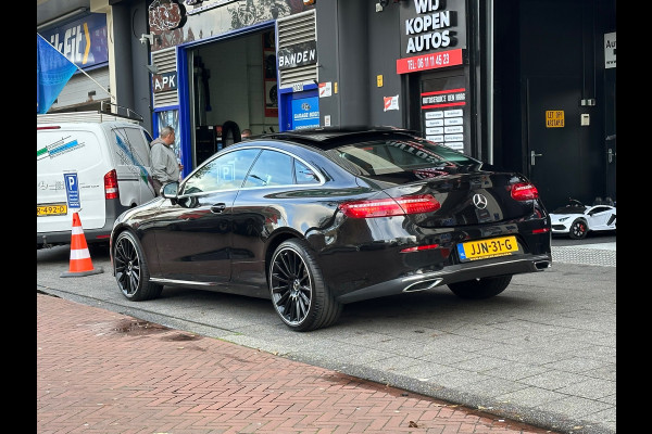 Mercedes-Benz E-Klasse Coupé 200 Aut Leer Navi Camera Pano Mercedes-Benz E-Klasse Coupé 200 Aut Leer Navi Camera Pano