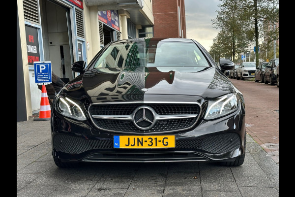 Mercedes-Benz E-Klasse Coupé 200 Aut Leer Navi Camera Pano Mercedes-Benz E-Klasse Coupé 200 Aut Leer Navi Camera Pano