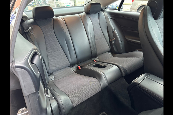 Mercedes-Benz E-Klasse Coupé 200 Aut Leer Navi Camera Pano Mercedes-Benz E-Klasse Coupé 200 Aut Leer Navi Camera Pano