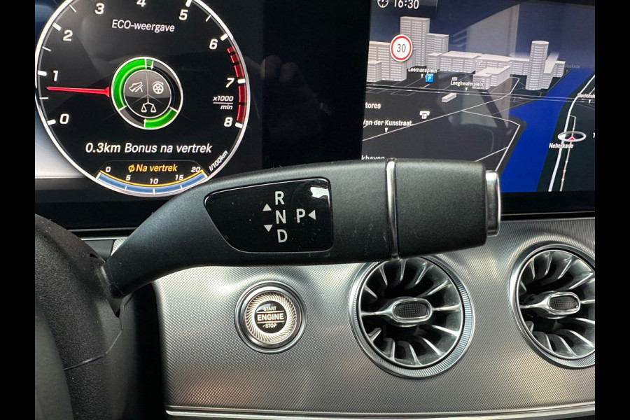 Mercedes-Benz E-Klasse Coupé 200 Aut Leer Navi Camera Pano Mercedes-Benz E-Klasse Coupé 200 Aut Leer Navi Camera Pano