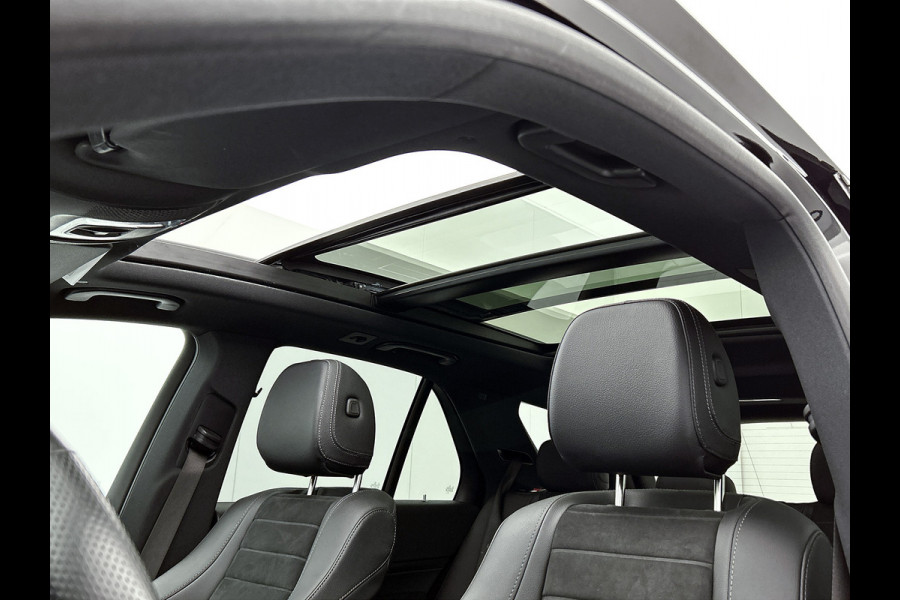 Mercedes-Benz GLE 400 e 4MATIC AMG Plug-In Hybride AMG Line | Night Pakket | Panorama Schuif-Kanteldak | Trekhaak | Alarm Klasse 3 | AC en DC Laden | Magic Vision Control. Inclusief 24 maanden MB Certified garantie voor Europa. Mercedes-Benz GLE 400 e 4MATIC AMG Plug-In Hybride AMG Line | Night Pakket | Panorama Schuif-Kanteldak | Trekhaak | Alarm Klasse 3 | AC en DC Laden | Magic Vision Control. Inclusief 24 maanden MB Certified garantie voor Europa.