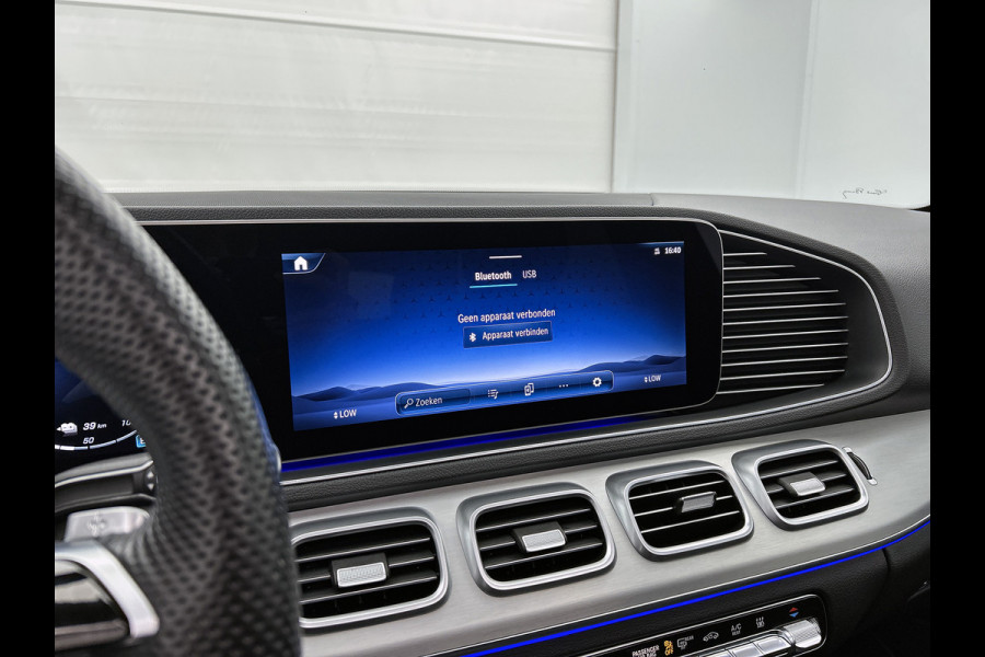 Mercedes-Benz GLE 400 e 4MATIC AMG Plug-In Hybride AMG Line | Night Pakket | Panorama Schuif-Kanteldak | Trekhaak | Alarm Klasse 3 | AC en DC Laden | Magic Vision Control. Inclusief 24 maanden MB Certified garantie voor Europa. Mercedes-Benz GLE 400 e 4MATIC AMG Plug-In Hybride AMG Line | Night Pakket | Panorama Schuif-Kanteldak | Trekhaak | Alarm Klasse 3 | AC en DC Laden | Magic Vision Control. Inclusief 24 maanden MB Certified garantie voor Europa.