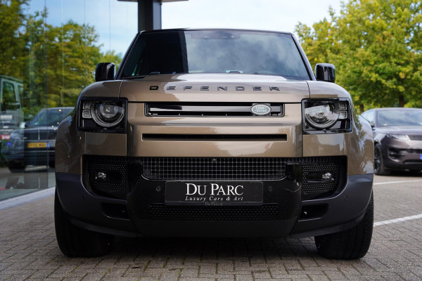 Land Rover Defender 110 P 400 E HSE Urban Spec 6 Persoons Panoramaroof Side Steps Land Rover Defender 110 P 400 E HSE Urban Spec 6 Persoons Panoramaroof Side Steps