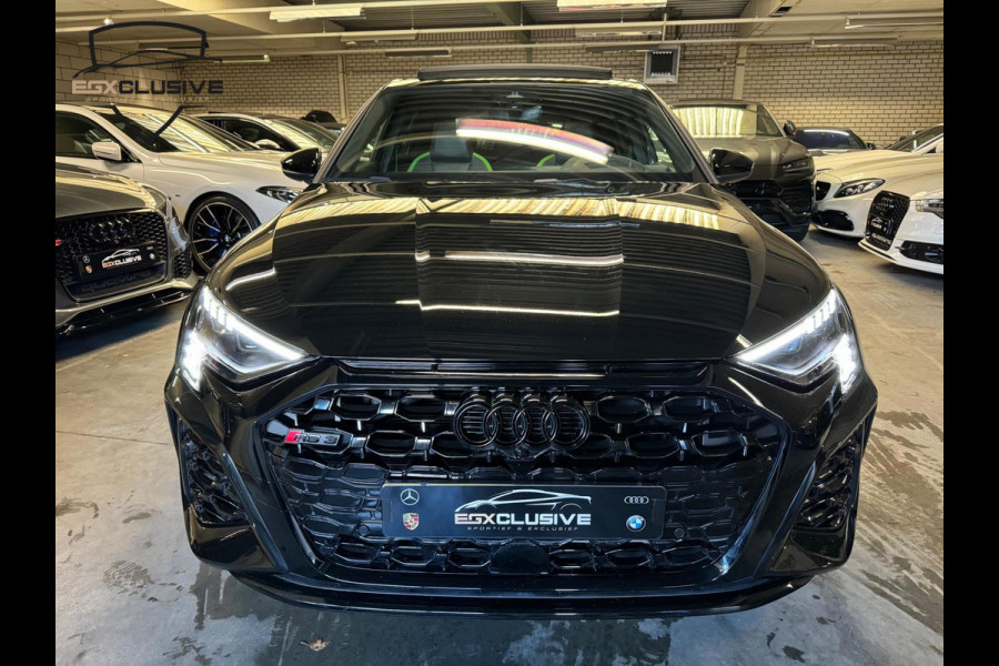 Audi RS3 Sportback 2.5 TFSI Quattro Hulk Edition Ceramic/Pano/B&O/HUD/Garantie Audi RS3 Sportback 2.5 TFSI Quattro Hulk Edition Ceramic/Pano/B&O/HUD/Garantie