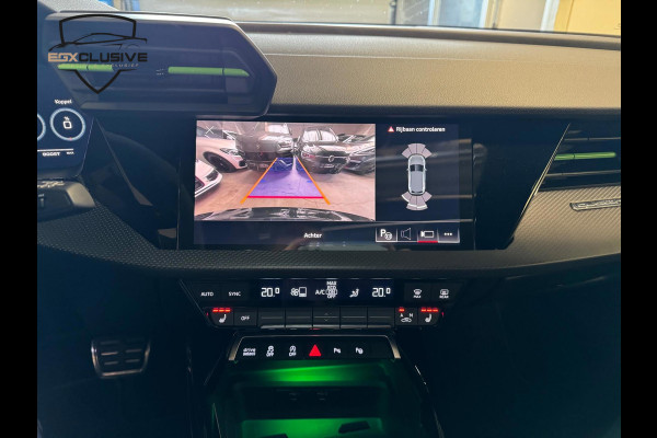 Audi RS3 Sportback 2.5 TFSI Quattro Hulk Edition Ceramic/Pano/B&O/HUD/Garantie Audi RS3 Sportback 2.5 TFSI Quattro Hulk Edition Ceramic/Pano/B&O/HUD/Garantie