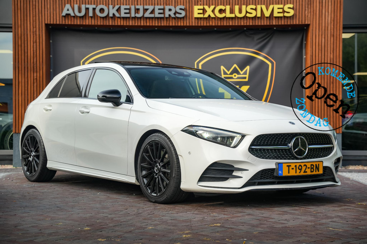 Mercedes-Benz A-Klasse 250 Premium Plus AMG Panodak Widescreen Ambient Adaptive Cruise Leer Alcantara Stoelverw. Mercedes-Benz A-Klasse 250 Premium Plus AMG Panodak Widescreen Ambient Adaptive Cruise Leer Alcantara Stoelverw.
