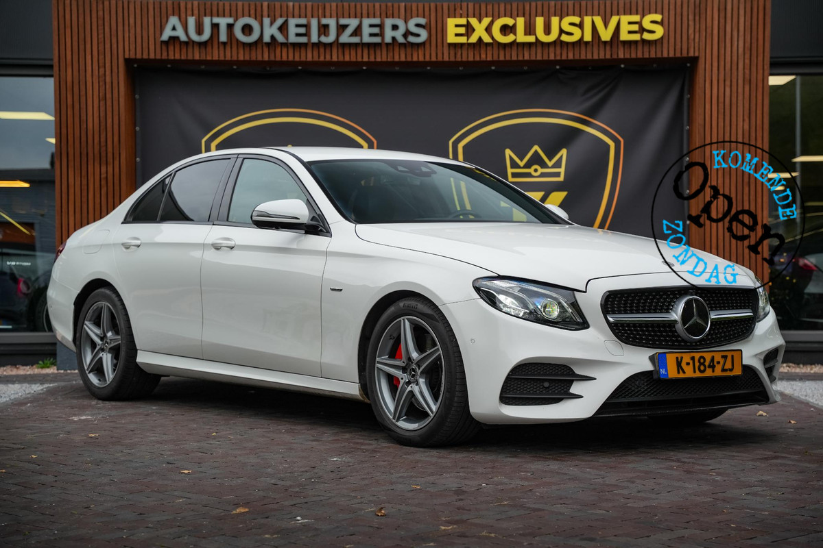 Mercedes-Benz E-Klasse 300 d Sport Edition AMG WideScreen Adapt. Cruise Memory Ambient Trekhaak Mercedes-Benz E-Klasse 300 d Sport Edition AMG WideScreen Adapt. Cruise Memory Ambient Trekhaak