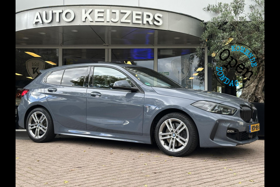 BMW 1-serie 120d High Executive M Pakket Panoramadak LED Ambient 17”LM BMW 1-serie 120d High Executive M Pakket Panoramadak LED Ambient 17”LM