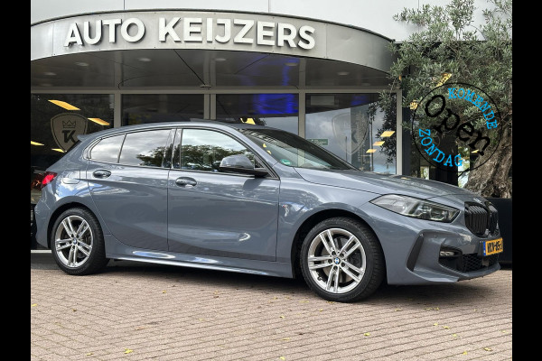 BMW 1-serie 120d High Executive M Pakket Panoramadak LED Ambient 17”LM BMW 1-serie 120d High Executive M Pakket Panoramadak LED Ambient 17”LM
