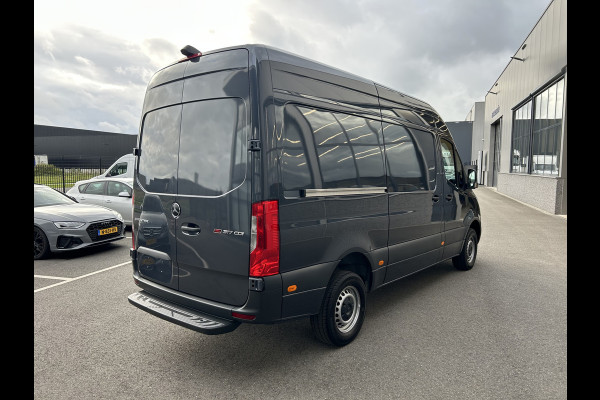 Mercedes-Benz Sprinter 317 CDI L2 H2 MBUX / Camera / Carplay navigatie / Cruise control / Airco Mercedes-Benz Sprinter 317 CDI L2 H2 MBUX / Camera / Carplay navigatie / Cruise control / Airco