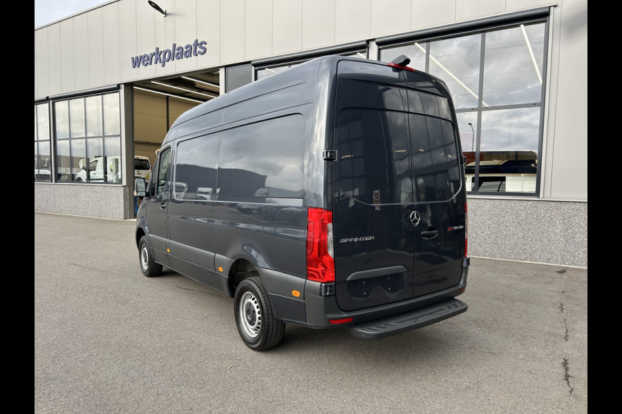Mercedes-Benz Sprinter 317 CDI L2 H2 MBUX / Camera / Carplay navigatie / Cruise control / Airco Mercedes-Benz Sprinter 317 CDI L2 H2 MBUX / Camera / Carplay navigatie / Cruise control / Airco