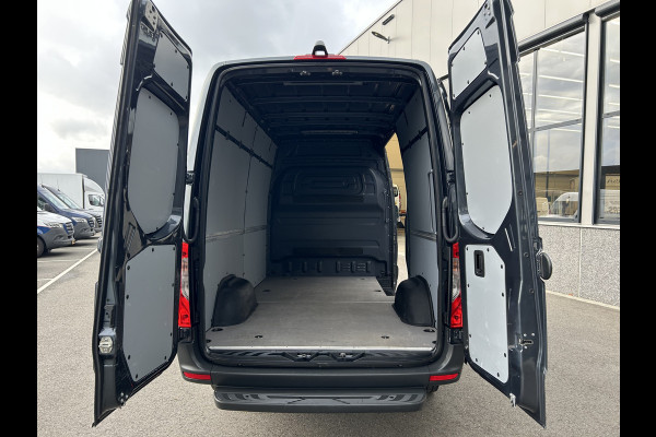 Mercedes-Benz Sprinter 317 CDI L2 H2 MBUX / Camera / Carplay navigatie / Cruise control / Airco Mercedes-Benz Sprinter 317 CDI L2 H2 MBUX / Camera / Carplay navigatie / Cruise control / Airco