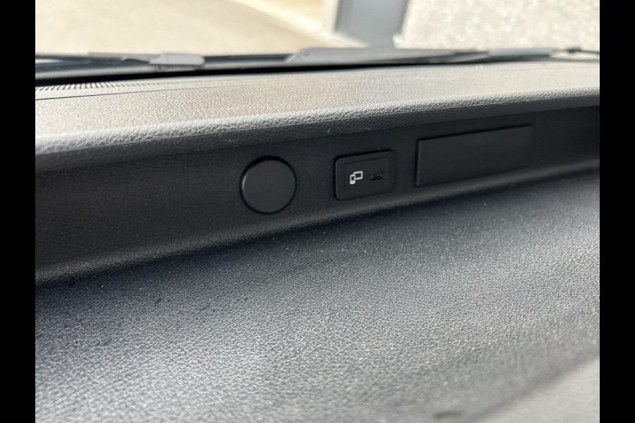 Mercedes-Benz Sprinter 317 CDI L2 H2 MBUX / Camera / Carplay navigatie / Cruise control / Airco Mercedes-Benz Sprinter 317 CDI L2 H2 MBUX / Camera / Carplay navigatie / Cruise control / Airco