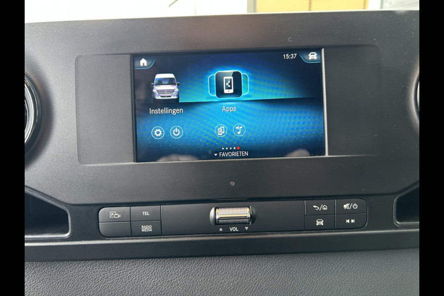 Mercedes-Benz Sprinter 317 CDI L2 H2 MBUX / Camera / Carplay navigatie / Cruise control / Airco Mercedes-Benz Sprinter 317 CDI L2 H2 MBUX / Camera / Carplay navigatie / Cruise control / Airco