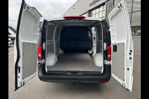 Mercedes-Benz Vito 116 CDI L3 Pro 2500KG Trekhaak / MBUX / Camera / Navigatie / Cruise control / Airco / Achterdeuren Mercedes-Benz Vito 116 CDI L3 Pro 2500KG Trekhaak / MBUX / Camera / Navigatie / Cruise control / Airco / Achterdeuren