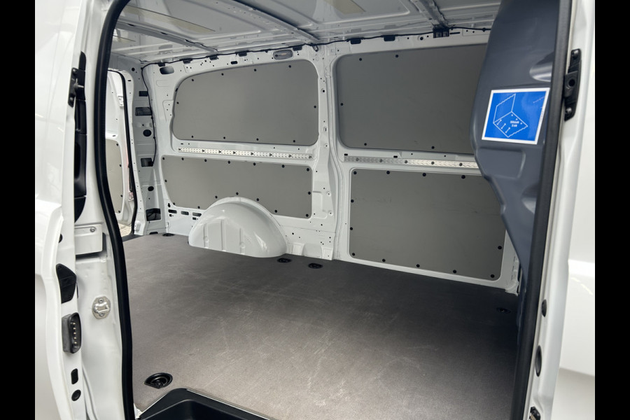 Mercedes-Benz Vito 116 CDI L3 Pro 2500KG Trekhaak / MBUX / Camera / Navigatie / Cruise control / Airco / Achterdeuren Mercedes-Benz Vito 116 CDI L3 Pro 2500KG Trekhaak / MBUX / Camera / Navigatie / Cruise control / Airco / Achterdeuren