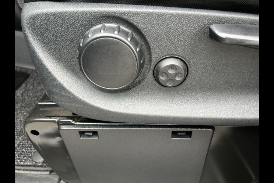 Mercedes-Benz Vito 116 CDI L3 Pro 2500KG Trekhaak / MBUX / Camera / Navigatie / Cruise control / Airco / Achterdeuren Mercedes-Benz Vito 116 CDI L3 Pro 2500KG Trekhaak / MBUX / Camera / Navigatie / Cruise control / Airco / Achterdeuren